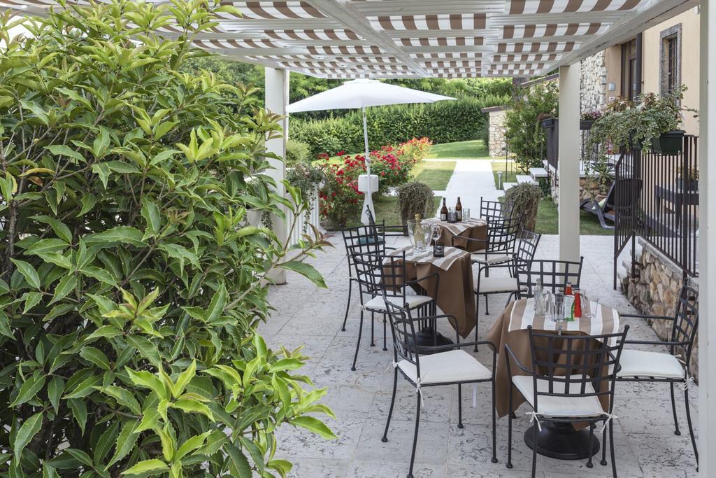 Corte Dei Soavi Suites - Apartments Soave  Exterior photo